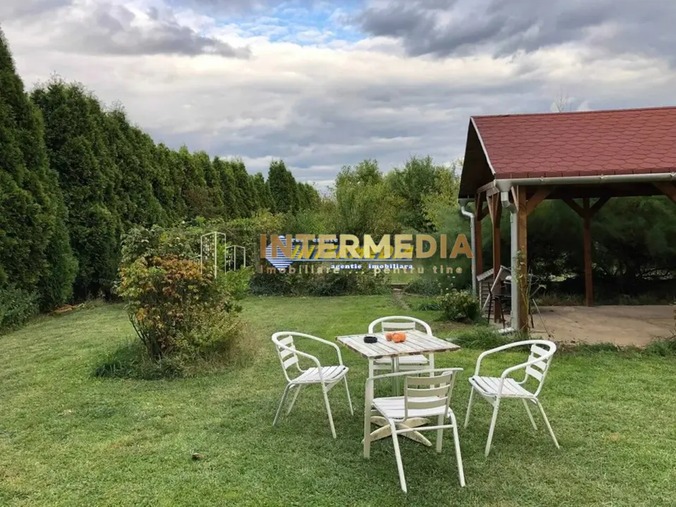Casa noua vanzare 4 camere in Cetate Alba Iulia mobilata si utilata teren 402 mp, fotografia 5