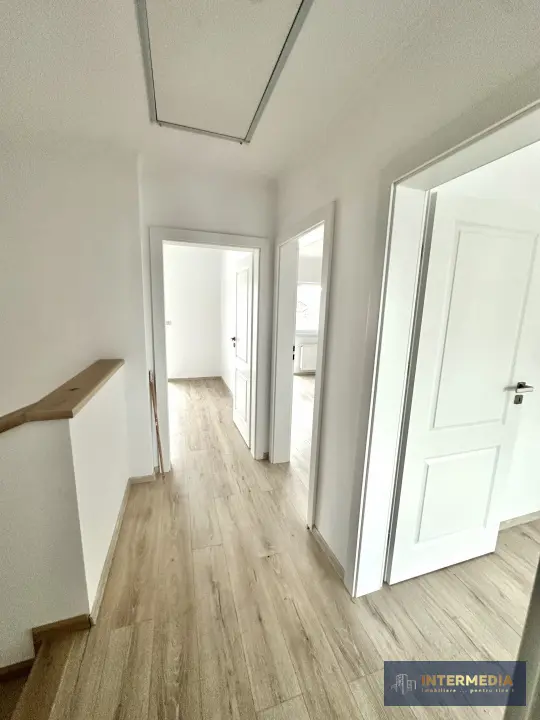 CASA NOUA, 120 MP, 3 DORMITOARE, LIVING, 2 BAI, TERASA, FINISATA COMPLET, fotografia 7