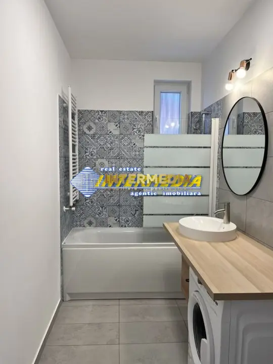 Apartament cu 3 camere Bloc NOU CENTRU Scara Interioara Mobilat Utilat Parcare, fotografia 8