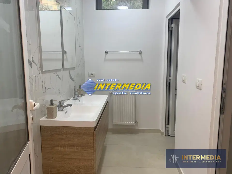 Spațiu comercial de vânzare, 235 mp utili, zona Centru, Alba Iulia, fotografia 4