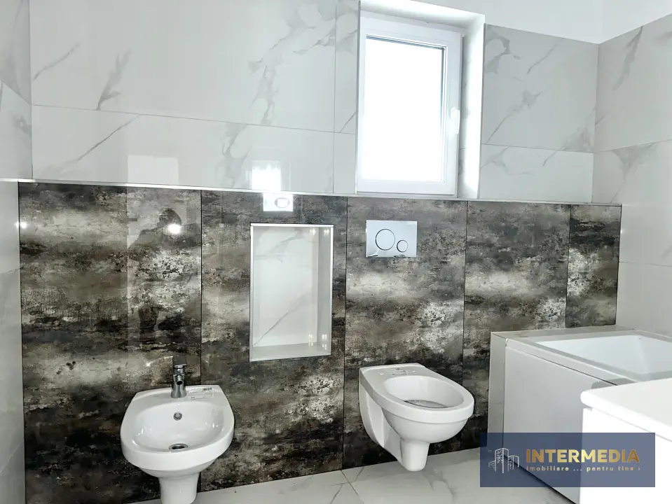 CASA NOUA, 120 MP, 3 DORMITOARE, LIVING, 2 BAI, TERASA, FINISATA COMPLET, fotografia 10