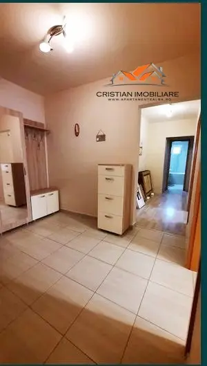 Apartament cu 3 camere decomandat, etaj 1, mobilat și utilat, în Cetate, fotografia 2