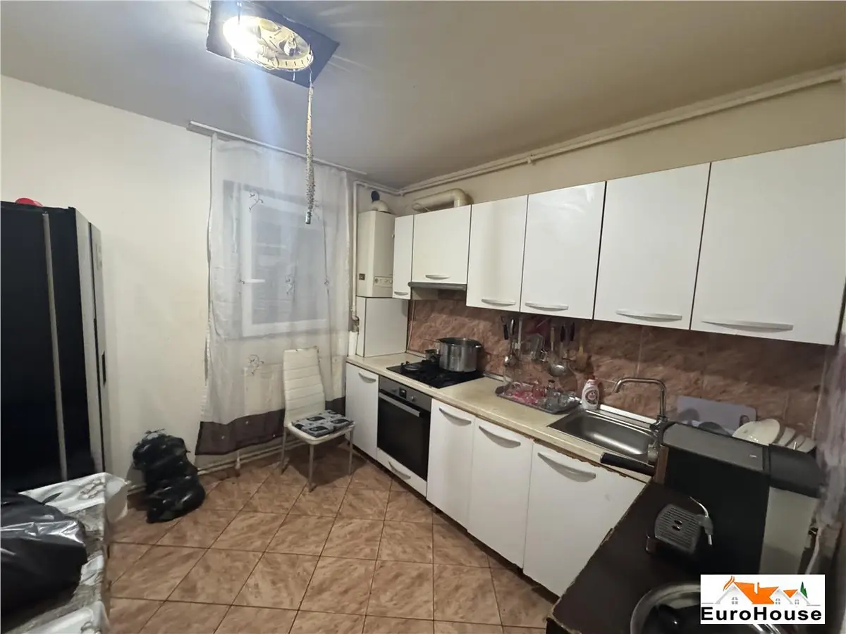 Apartament de vânzare, mobilat și utilat, în Alba Iulia, zona Cetate, fotografia 9