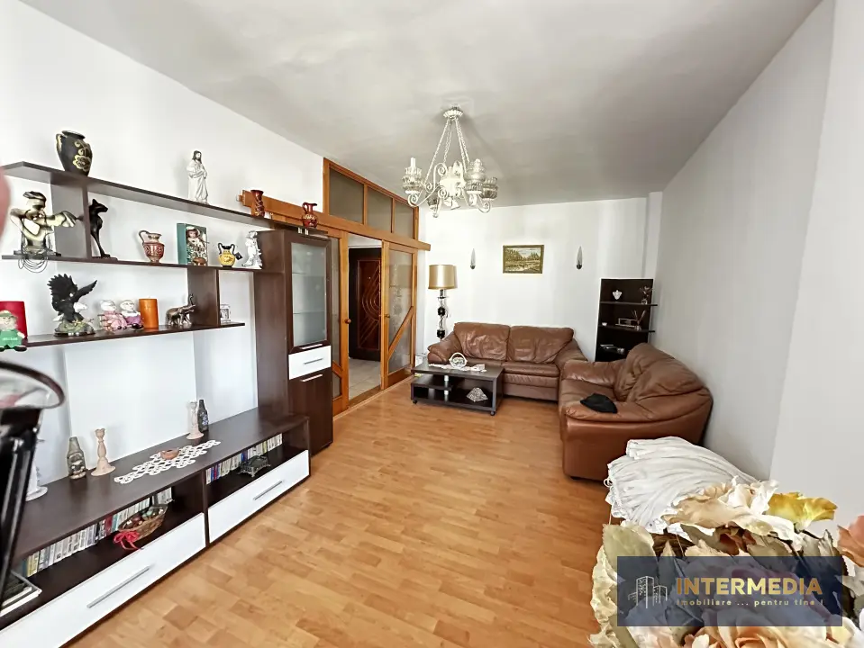 Apartament cu 3 camere decomandat, 62 mp, Ampoi 3, Alba Iulia, mobilat, fotografia 13