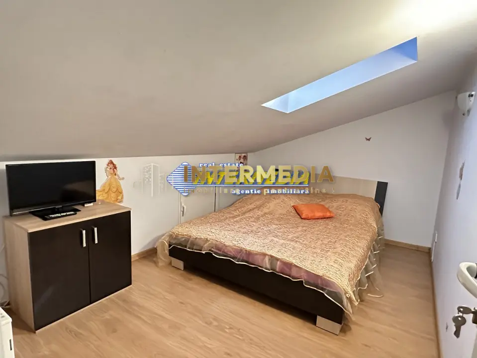 Apartament 2 camere Bloc Nou CENTRU Balcon Mansarda Boxa 12 mp Parcare Mobilat, fotografia 14
