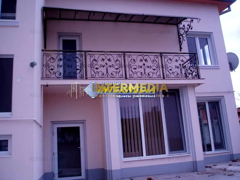 Casa cu 6 camere Alba Iulia Centru Ultracentral, fotografia 1