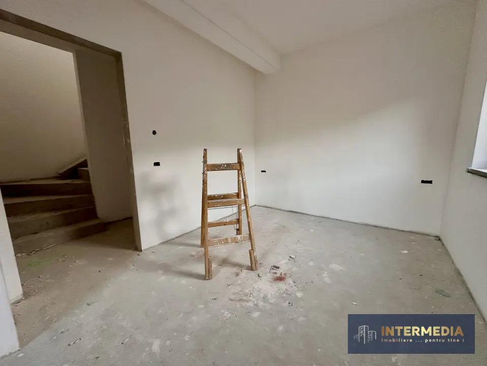Duplex de vânzare în Alba Iulia, zona Cetate, teren 250 mp, terasă 66 mp, fotografia 10