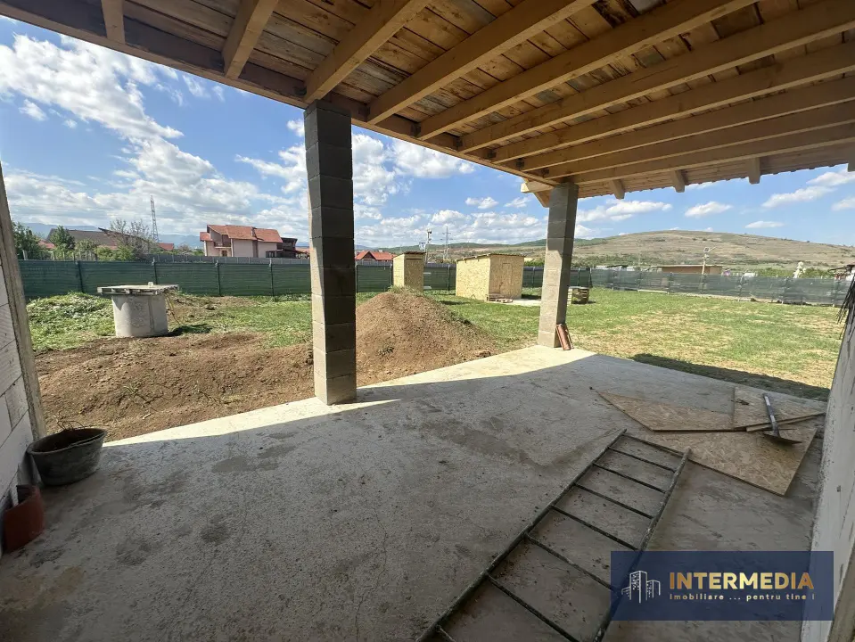 Vanzare TEREN Intravilan 571 mp imprejmuit case langa in Barabant Alba iulia, fotografia 9
