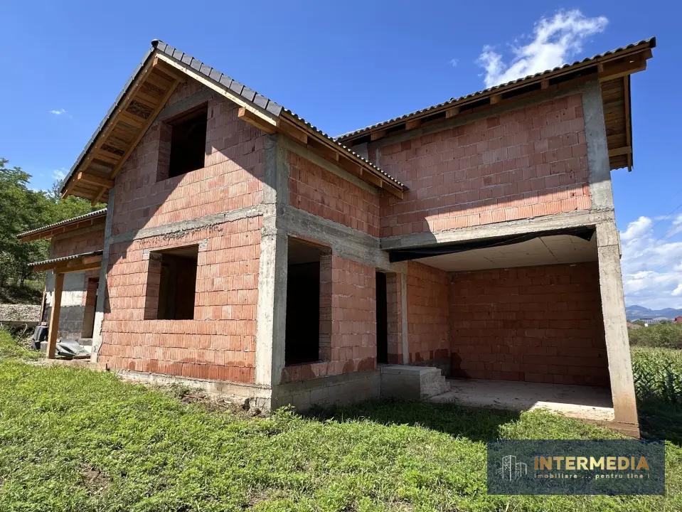 Casa noua la Rosu cu 4 camere teren aferent 386 mp cu toate utilitatile, fotografia 1