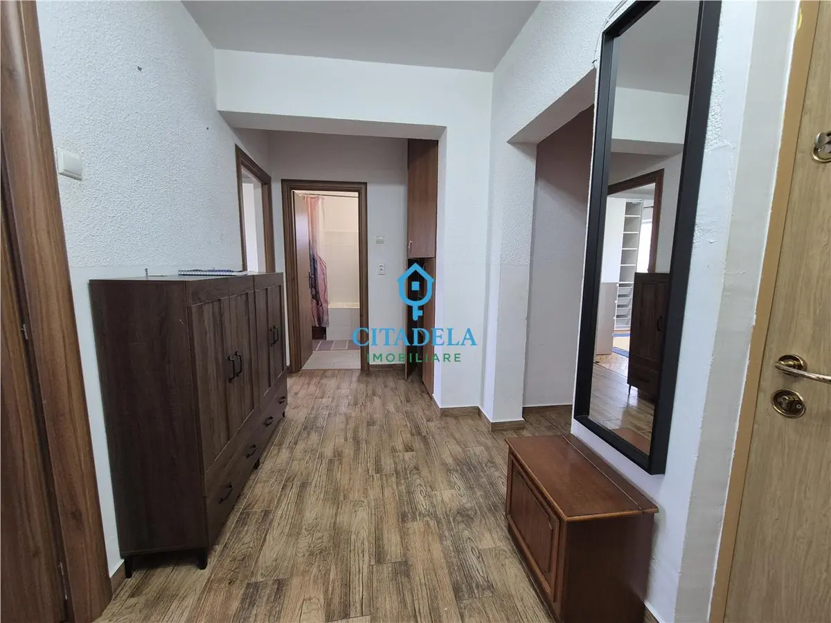 Apartament cu 3 camere decomandat, 2 băi, în Alba Iulia, zona Cetate, fotografia 5