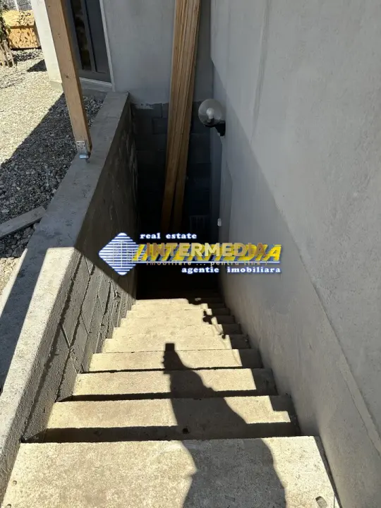 Casa noua de vanzare cu 4 camere in Alba Iulia finisata la cheie zona Micesti, fotografia 1