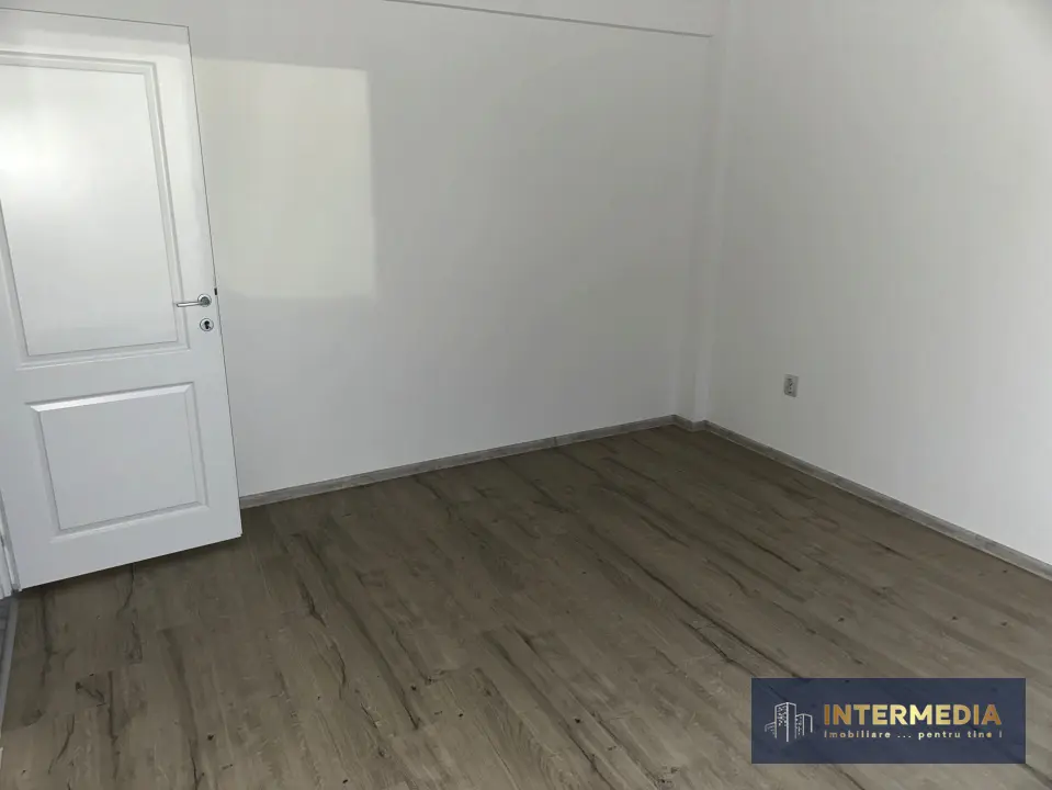 Apartament 2 camere 49 mp Bloc NOU Finisat Modern Balcon 2 locuri parcare Sebes, fotografia 3