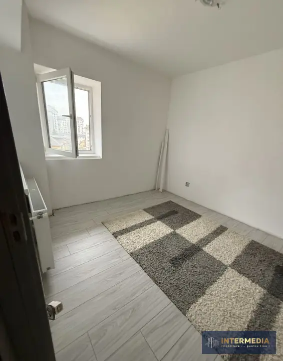 Apartament 5 Camere Scara Interioara 2 Bai 3 Balcoane CENTRU Ultracentral view, fotografia 4
