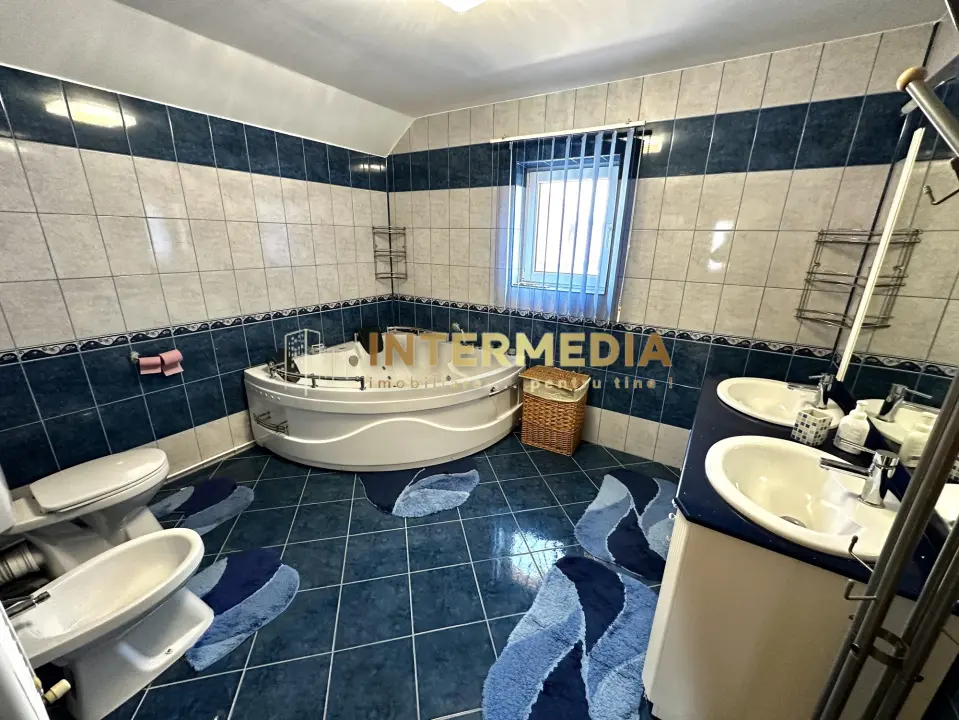 Casa D+P+M cu garaj teren 400 mp finisata utilata mobilata asfal CETATE Giro, fotografia 9