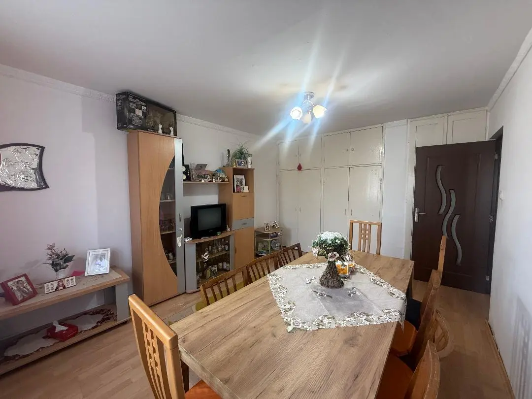 Apartament cu 3 camere de vânzare, zona Dedeman, Alba Iulia, fotografia 5
