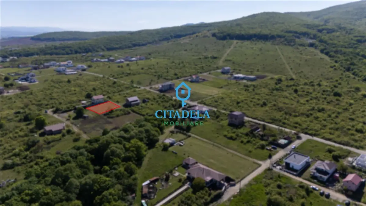 Teren intravilan de 1.020 mp, front stradal de 34 m, zona Podei, Alba Iulia, fotografia 1