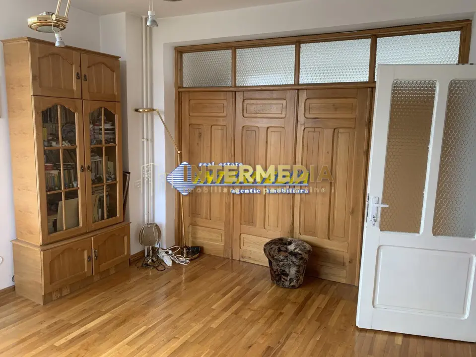 Vanzare Casa S+P+E in Alba Iulia Zona Cetate Skit finisata mobilata teren 800 mp, fotografia 9