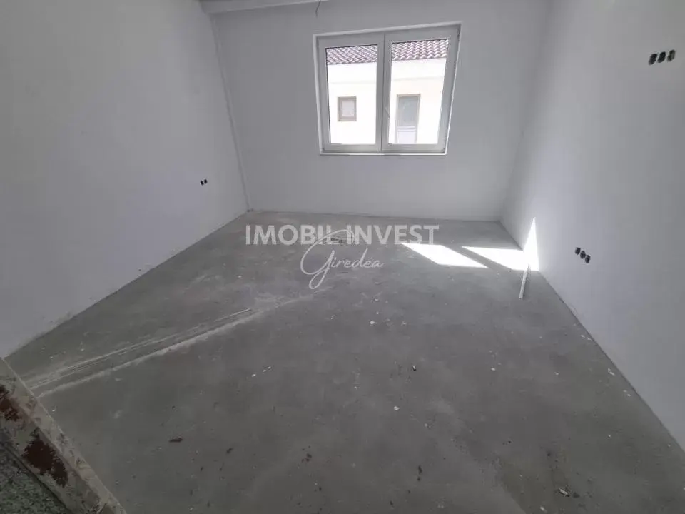 Casă 370 mp, teren 350 mp, 6 camere, 3 niveluri, zona Cetate, fotografia 8