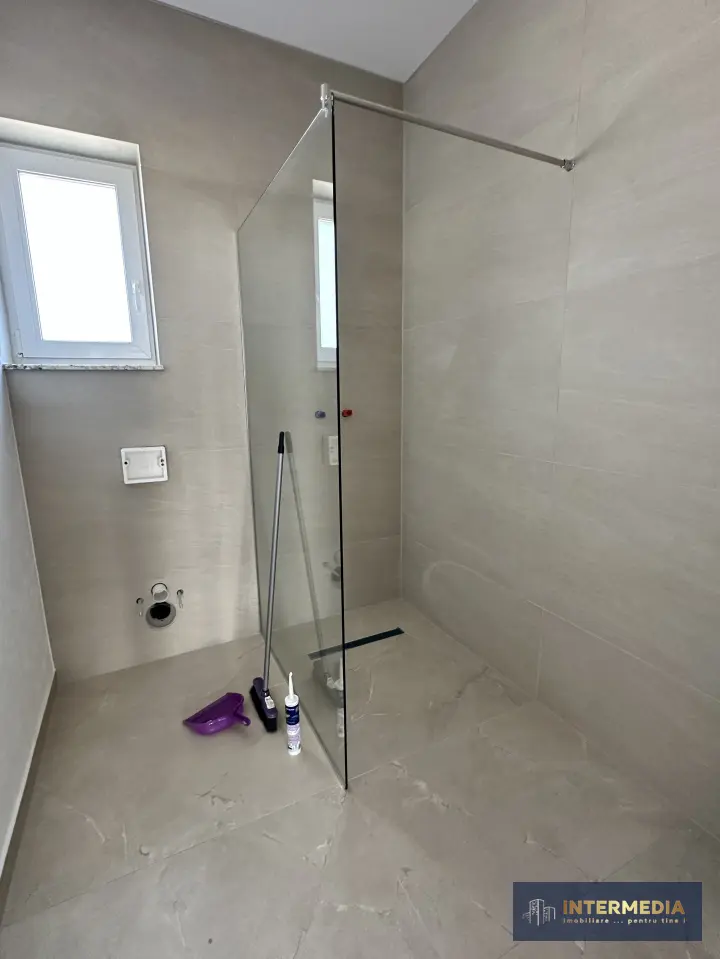 CASA NOUA, 120 MP UTILI, CETATE, FINISATA COMPLET, 4 CAMERE, 2 BAI, fotografia 13