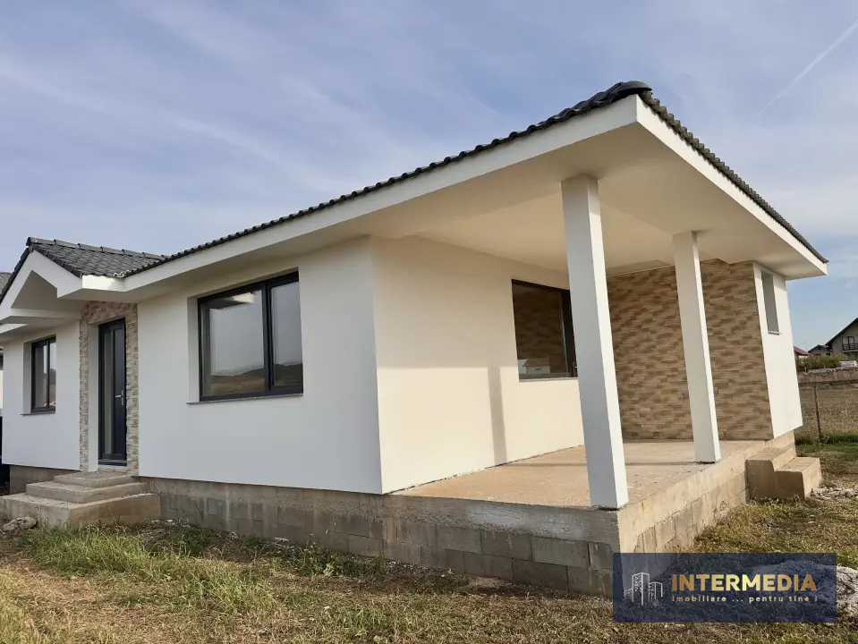 CASA NOUA PE UN NIVEL COCHETA, 75 MP, ALBA IULIA ZONA MICESTI, fotografia 13
