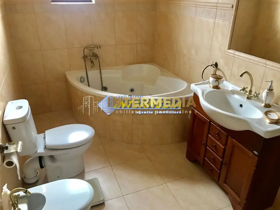 Casa de vanzare Alba Iulia CETATE cu 4 dormitoare si living finisata complet, fotografia 8