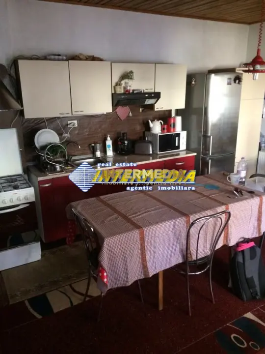 Casa Noua de vanzare P+E+M cu 3250 mp teren in Zona Ciugud, fotografia 3