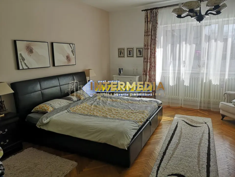 Casa de vanzare renovata complet in Alba Iulia zona Centru 1200 mp Teren, fotografia 15