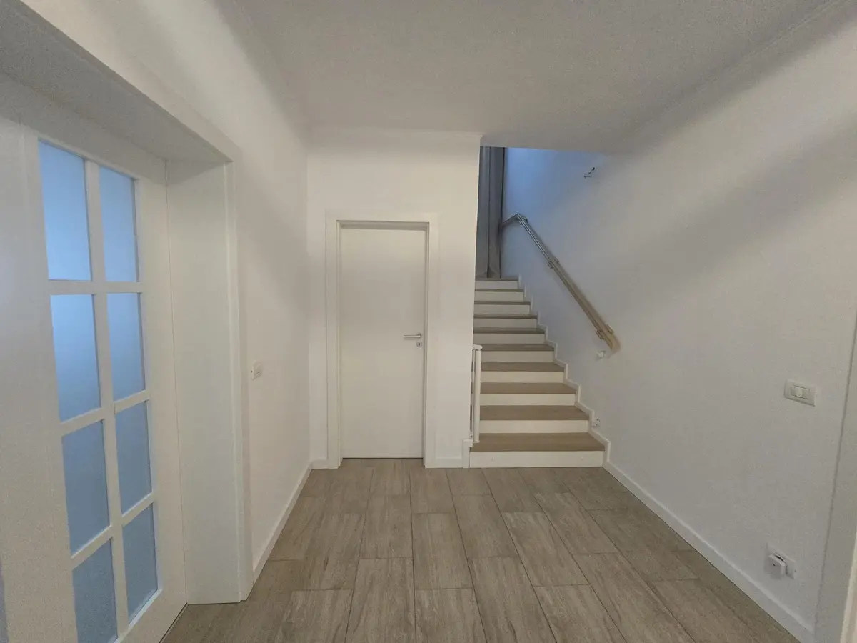 Vilă modernă de vânzare, construcție nouă, aproape de Alba Iulia, 330.000 euro, fotografia 4