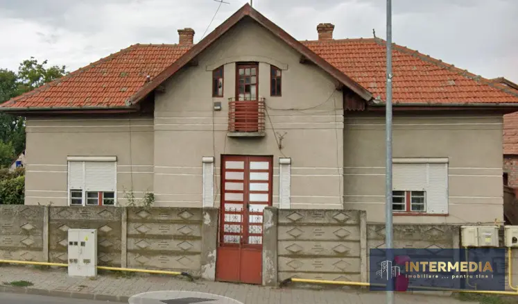Casa D+P+E Vanzare CENTRU Alba Iulia ideal sediu firma 550 mp teren la 2 Strazi, fotografia 1