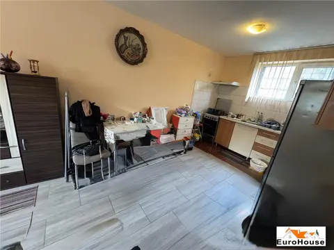 Apartament cu 2 camere de vânzare în Alba Iulia, zona Cetate