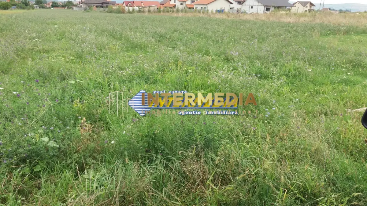 Teren intravilan de vanzare 875 mp Alba Iulia zona Alba Micesti, fotografia 1