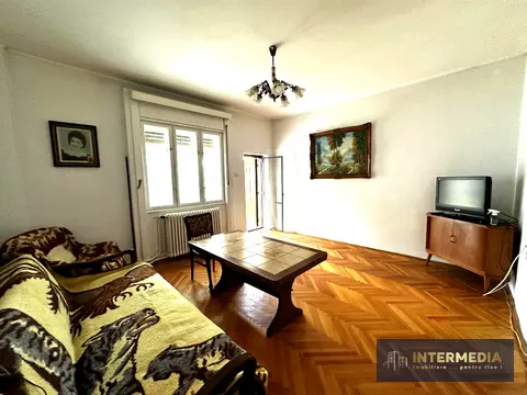 Casa 4 Camere pe Parter 441 mp Teren Alba Iulia Ultracentral CENTRU Turistic