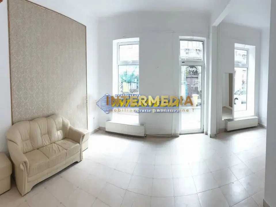 Spatiu comercial 120 mp la bulevard de vanzare in Alba Iulia, fotografia 1