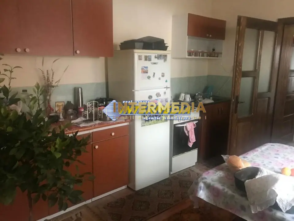 Casa de vanzare cu 3 camere in Alba Iulia zona Centru, fotografia 7