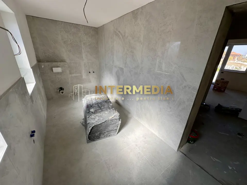 CASA NOUA, DE VANZARE, 120 MP, CETATE, FINISATA LA CHEIE, 4 CAMERE, fotografia 12