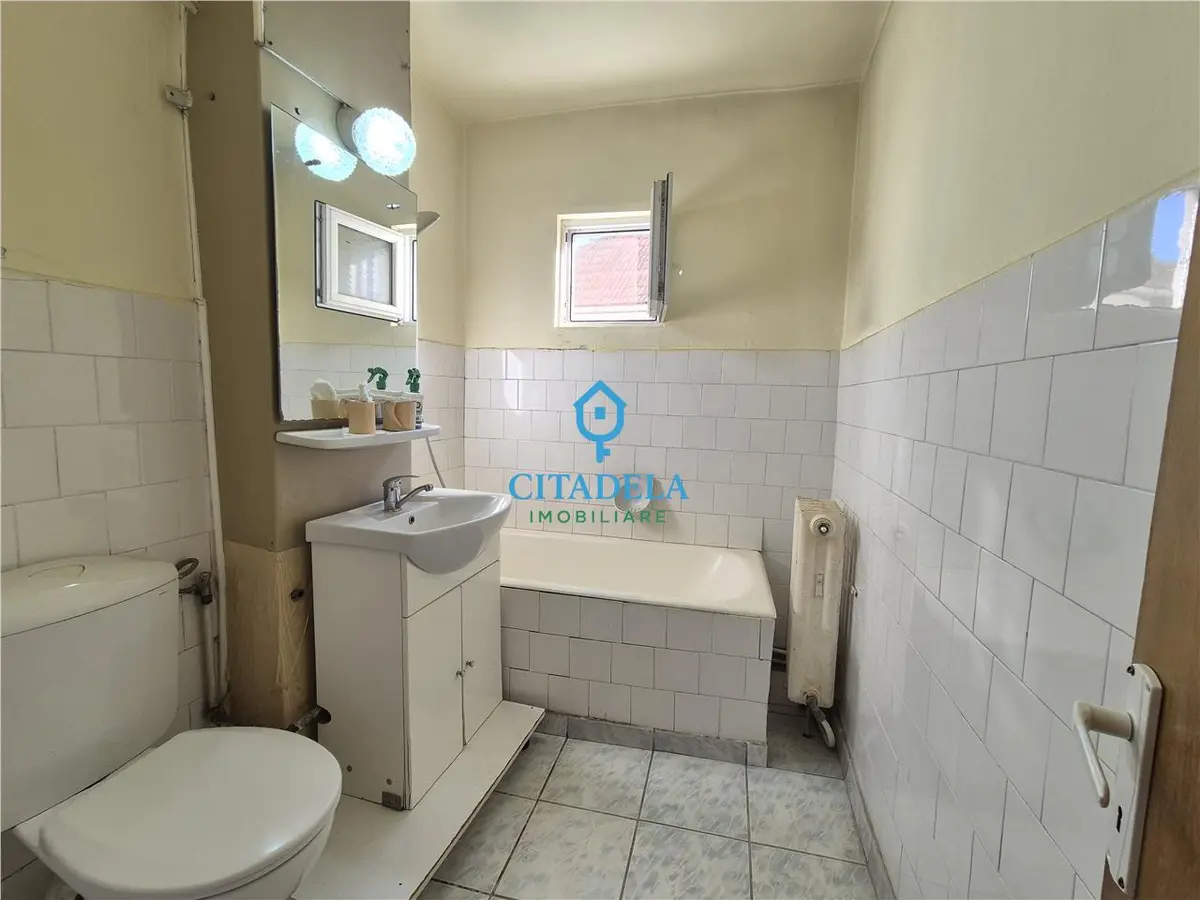 Apartament cu 4 camere, garaj și boxă, în cartierul Cetate, fotografia 10