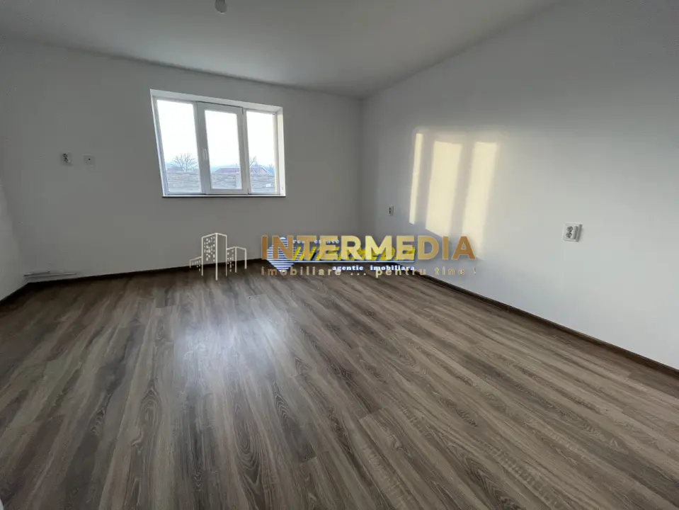 Casa noua cu 4 camere , pivnita de vanzare Alba Iulia finisata teren 1400 mp, fotografia 5
