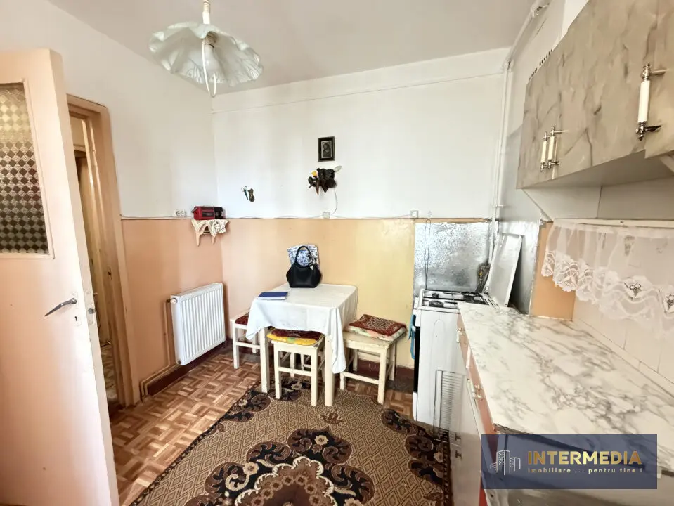 Apartament cu 2 camere, 50 mp utili, în Alba Iulia, zona Cetate, fotografia 5