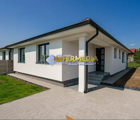 Casa noua de vanzare in Alba Iulia 4 camere teren aferent 423 mp