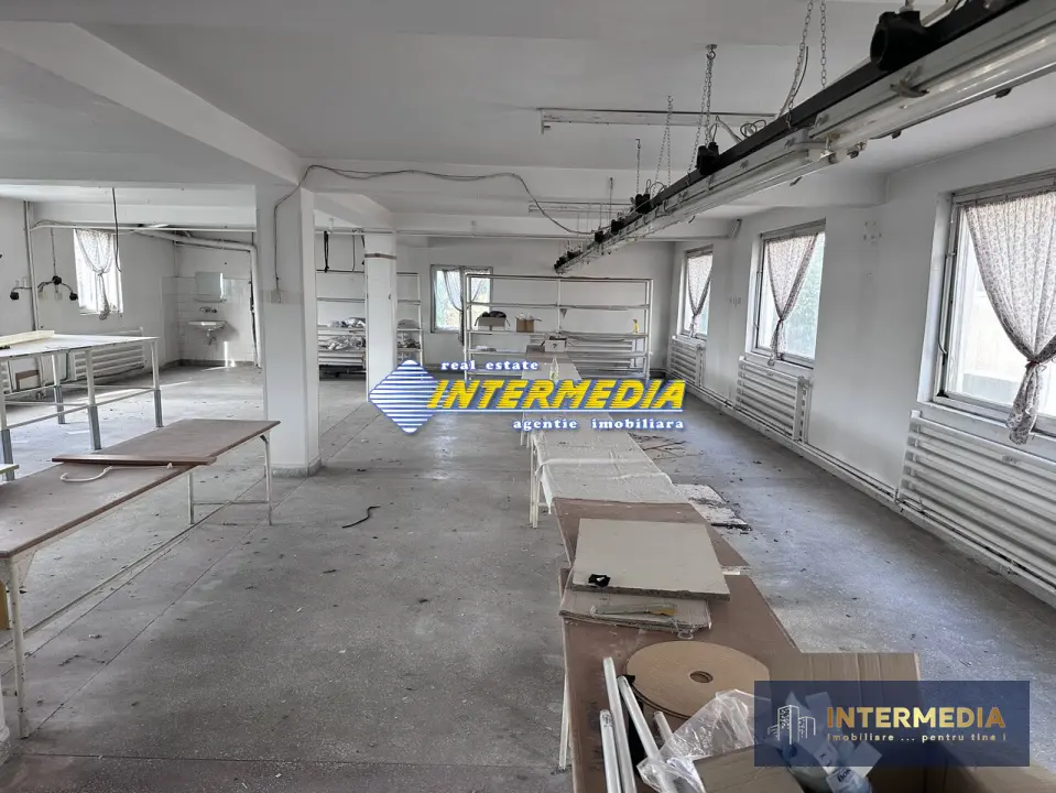 SPATIU COMERCIAL, CENTRU, SUPRAFATA 250 MP, PRETABIL CROITORIE, fotografia 1
