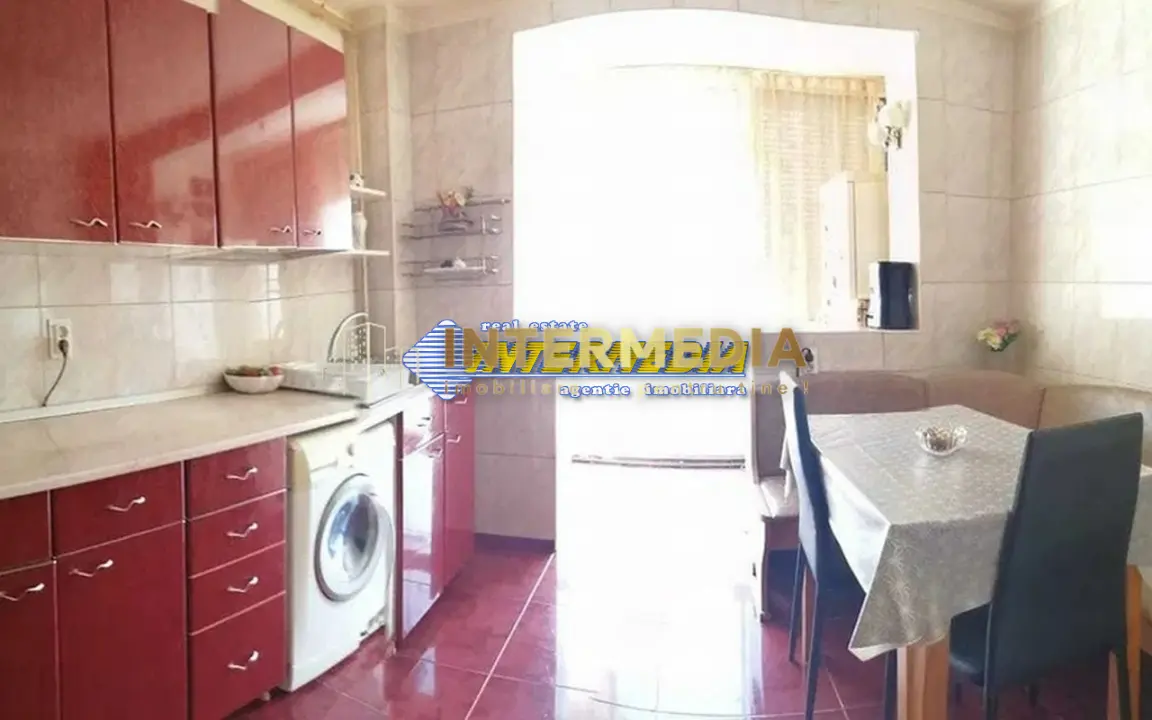 Apartament 2 Camere decomandat de vanzare zona Centru in Alba Iulia finisat, fotografia 5