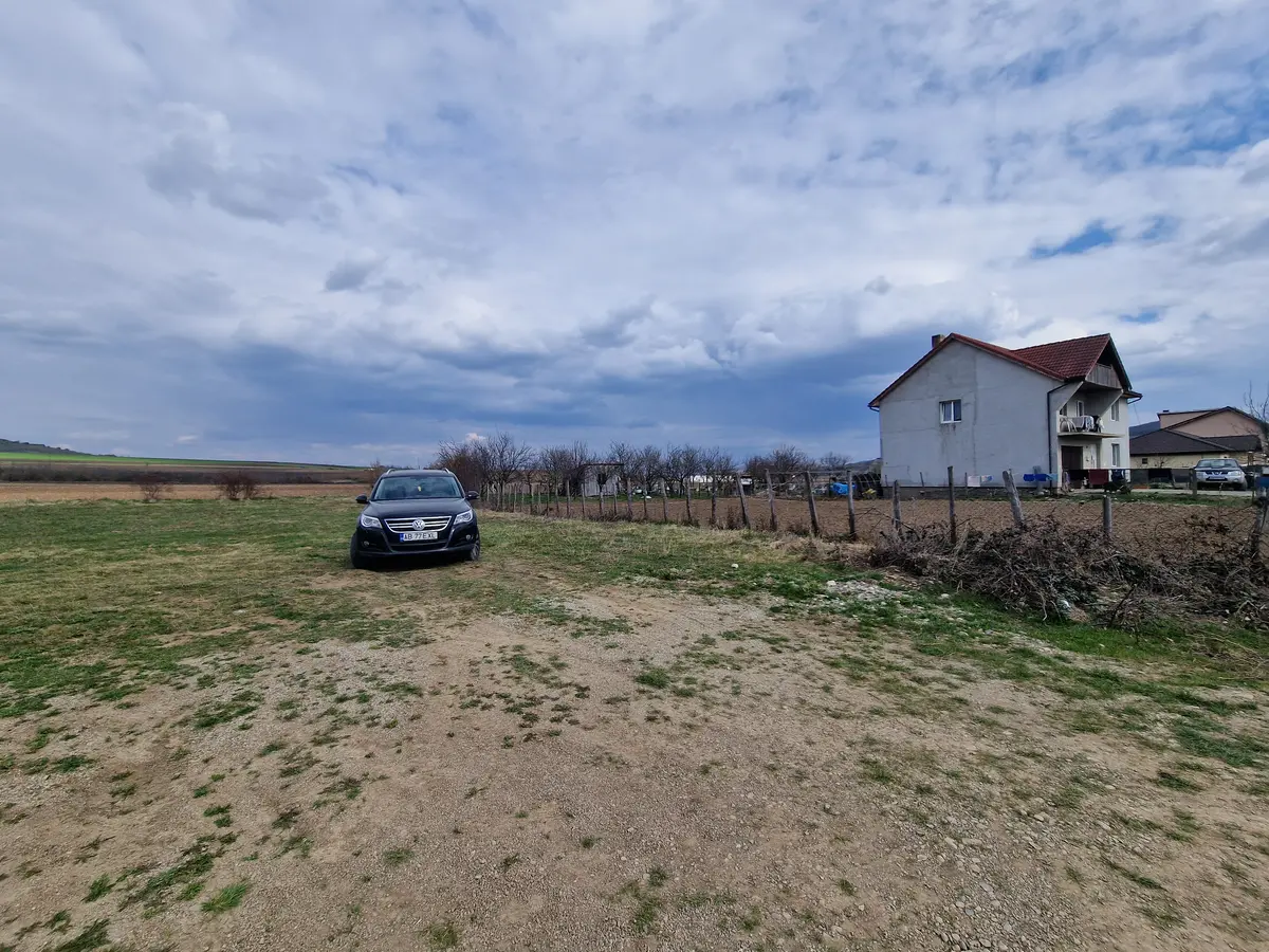 Teren intravilan de vânzare în Ighiu, 1020 mp, fotografia 5