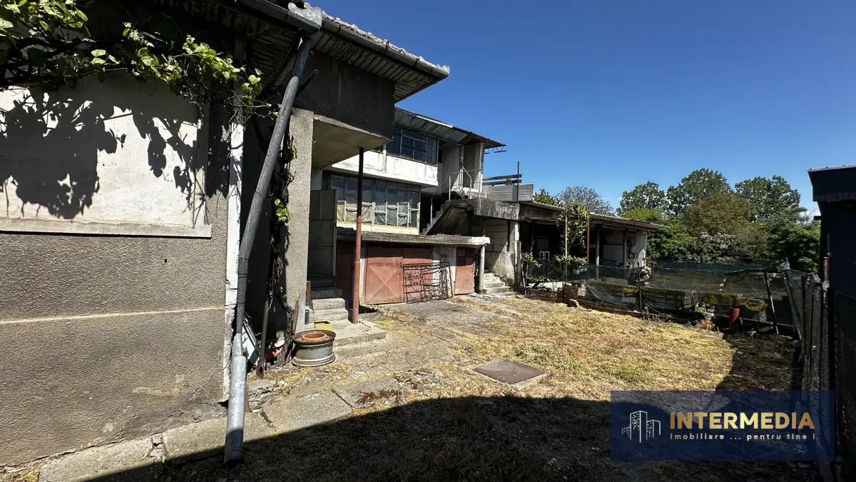 Vanzare Casa P+M Ampoi 3 Garaj 320 mp Teren Imprejmuita la asfalt Pozitie Firma, fotografia 1