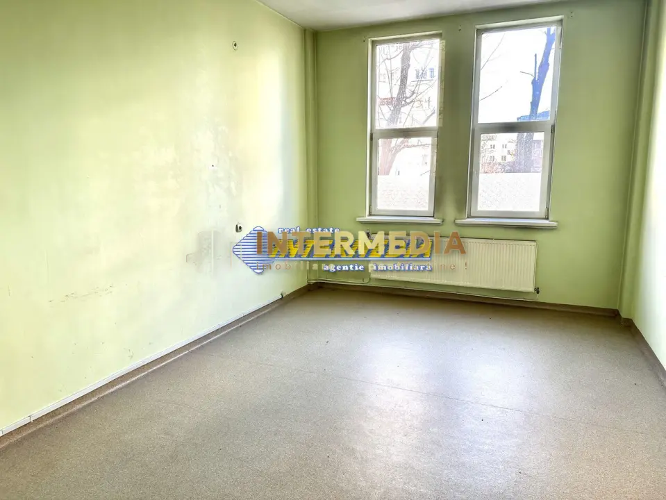 Spatiu Comercial, 328 mp, Cetate, Ideal Clinica, Birouri, Cabinete, fotografia 9