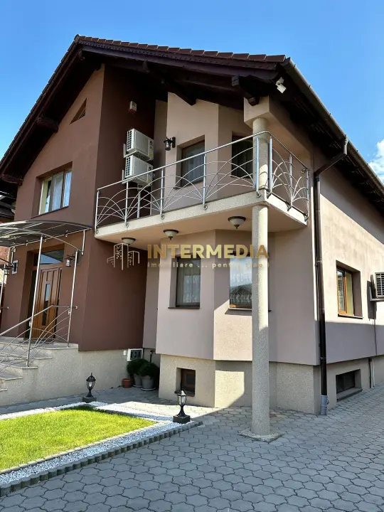Casa D+P+M cu garaj teren 400 mp finisata utilata mobilata asfal CETATE Giro, fotografia 3