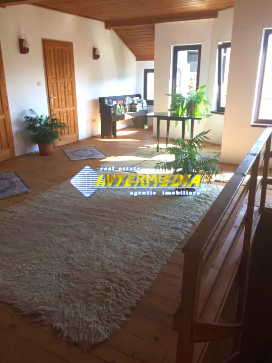 Casa Noua de vanzare P+E+M cu 3250 mp teren in Zona Ciugud, fotografia 6