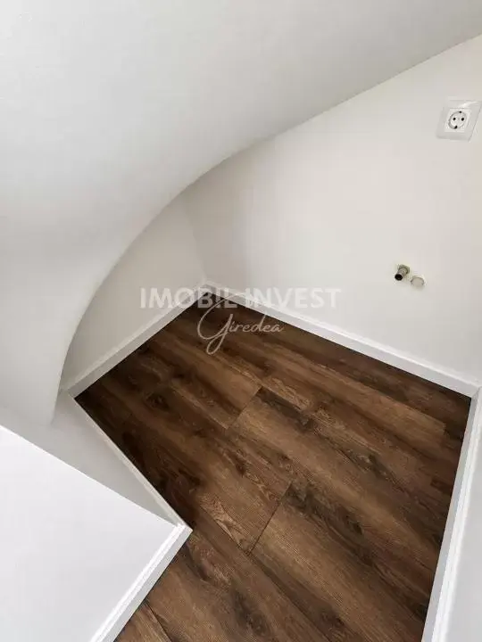 Apartament ultracentral, etaj 1, cu parcare și garaj, bloc nou, fotografia 7
