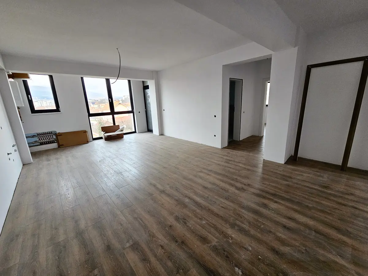 Apartament 2 camere decomandat, 2 balcoane, etaj 1, mobilat, zona Kaufland Cetate, fotografia 12