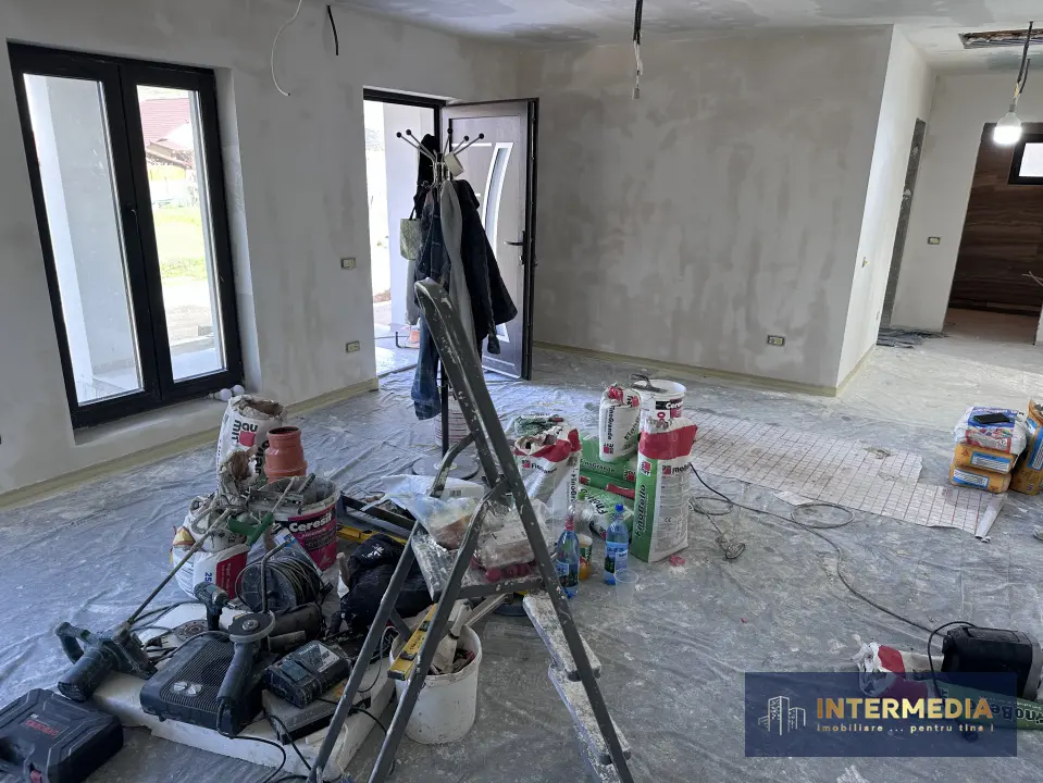 Casa noua cu 4 camere finisata in Sard 105 mp cu teren de 500, fotografia 5
