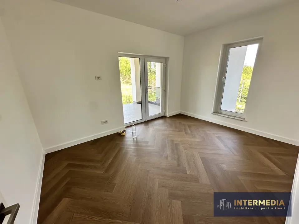 CASA NOUA, 120 MP UTILI, CETATE, FINISATA COMPLET, 4 CAMERE, 2 BAI, fotografia 2